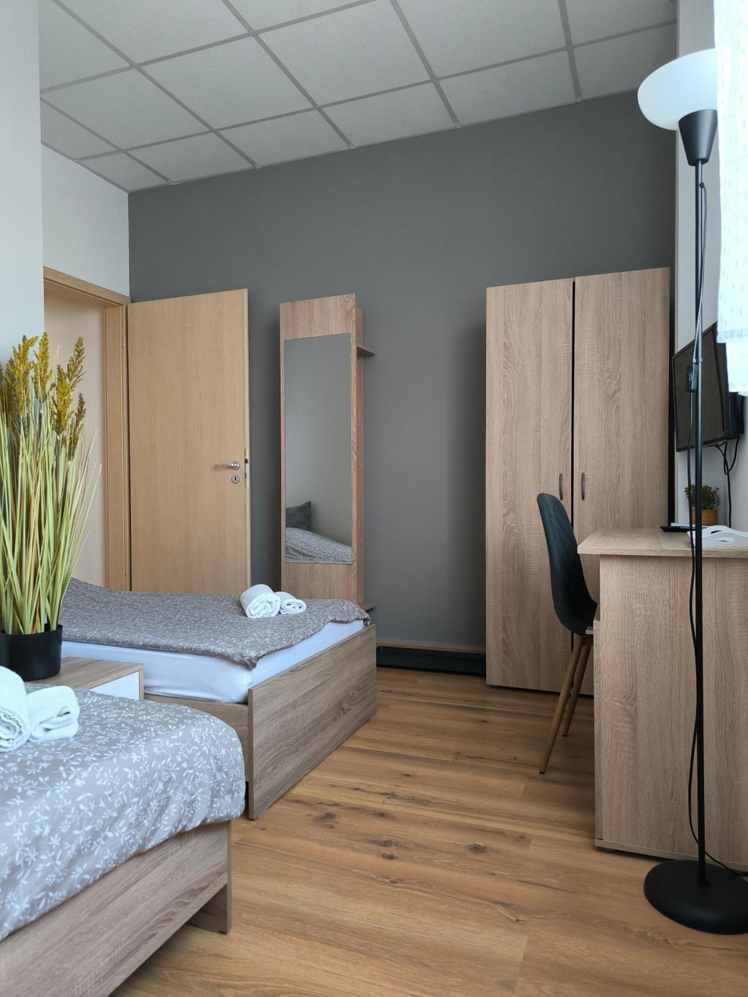 Szilas Park Motel Nagytarcsa ภายนอก รูปภาพ